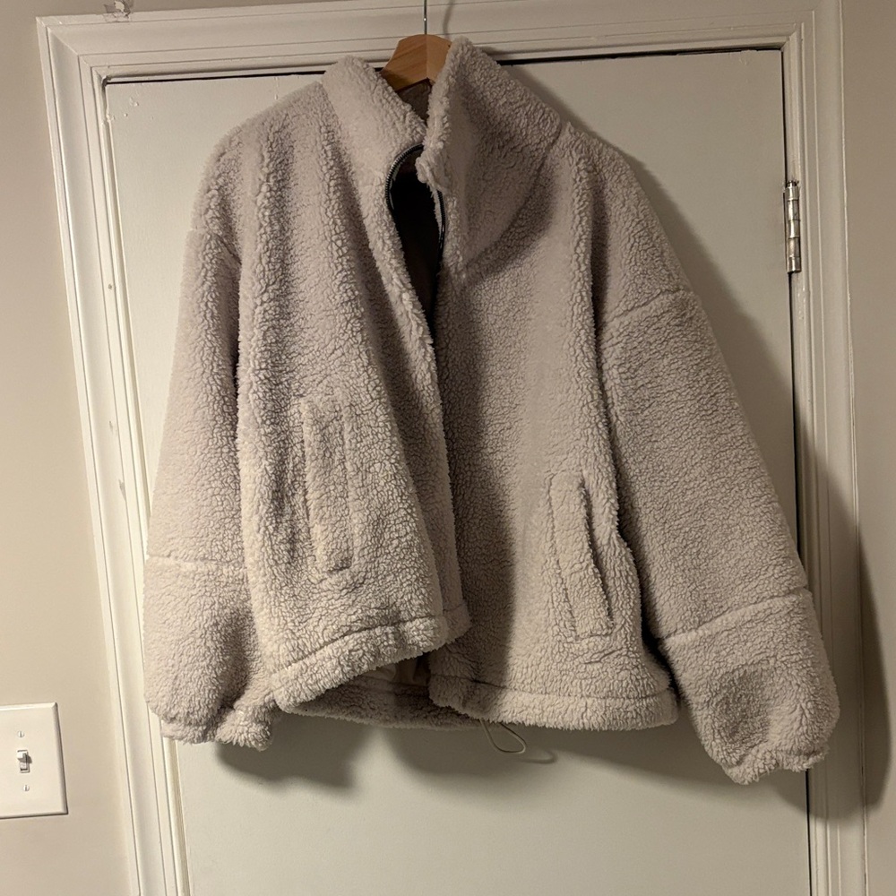 Lululemon white Sherpa jacket